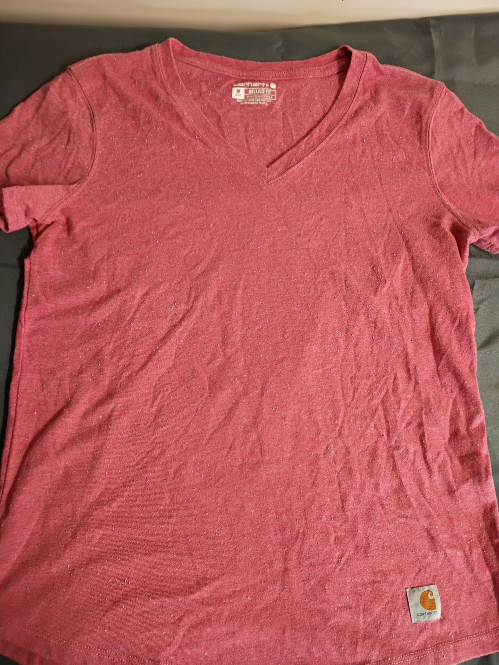 Carhartt Women’s V-Neck Short Sleeve Shirt in Heather Burgundy